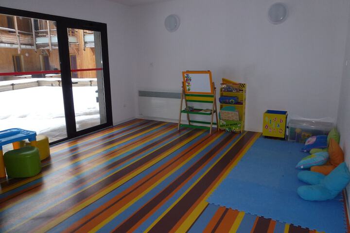 Childrens Activities 18 of 25