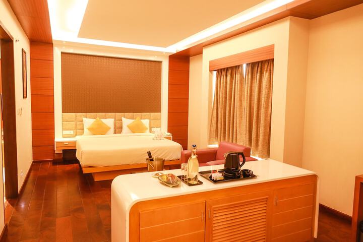 Room 27 of 150