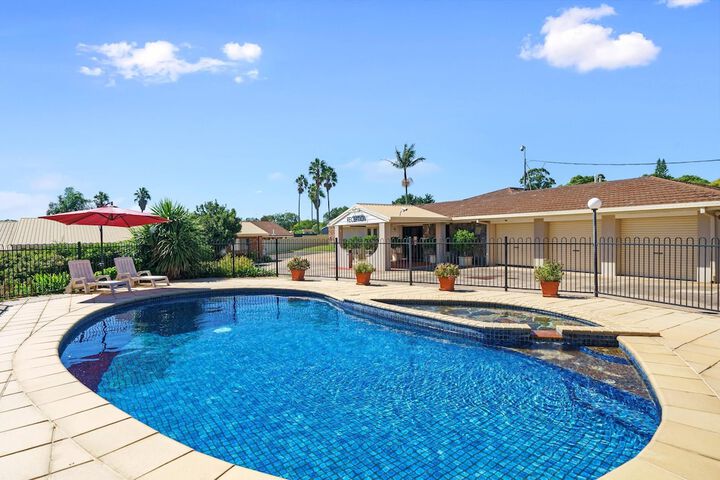 Pool 56 of 90
