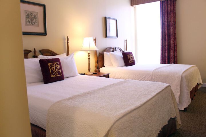 2 Double Beds (1 of 8)