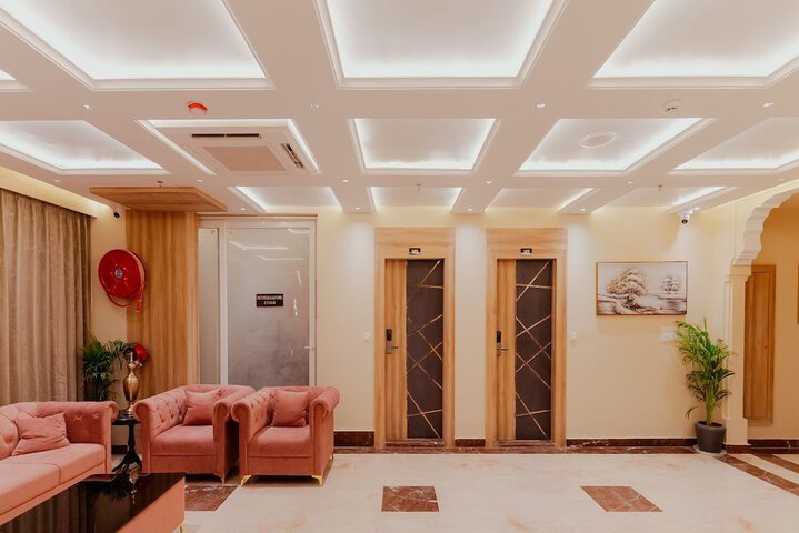 Hotel Interior 7 of 27
