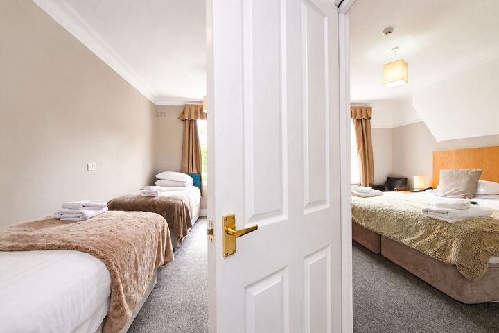 Room 30 of 75