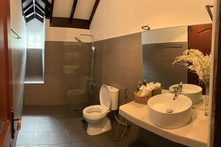 Room 18 of 26