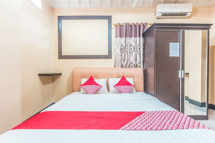 Room 16 of 40