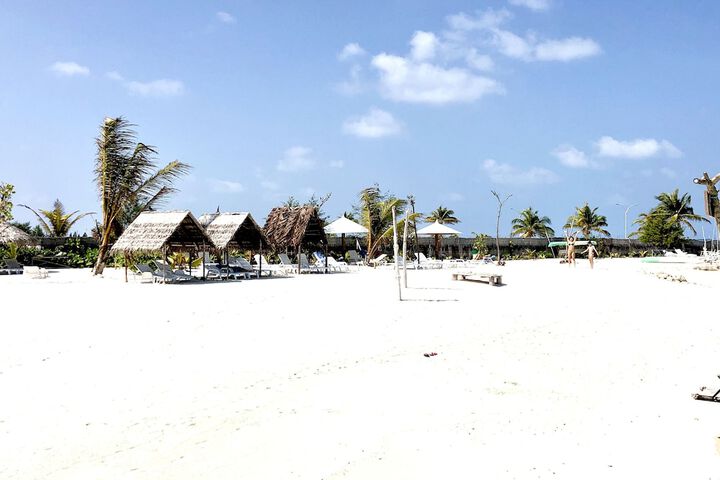 Beach 16 of 29