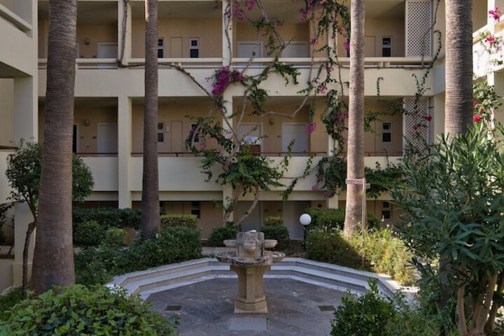Hotel 103 of 112