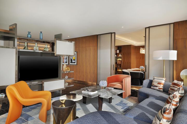 Room 50 of 188