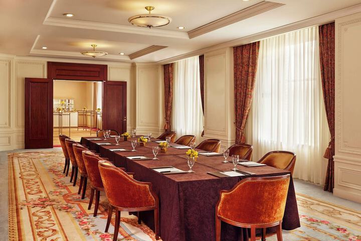 Meeting facility