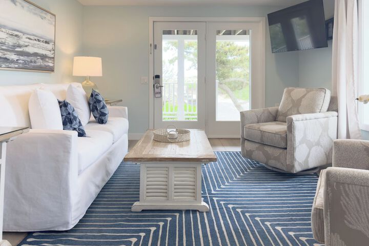 Room 119 of 181