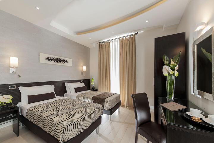 Room 34 of 159
