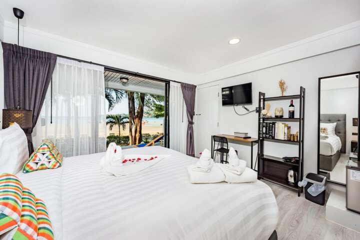 Room 5 of 34
