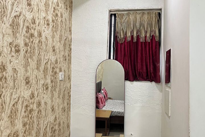 Room 17 of 26