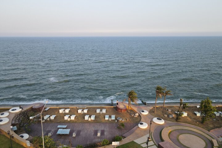 Hotel 74 of 114