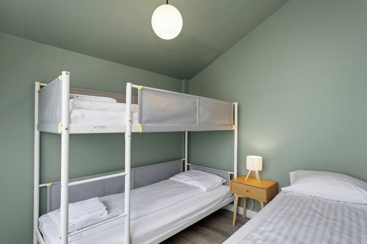 Room 41 of 87