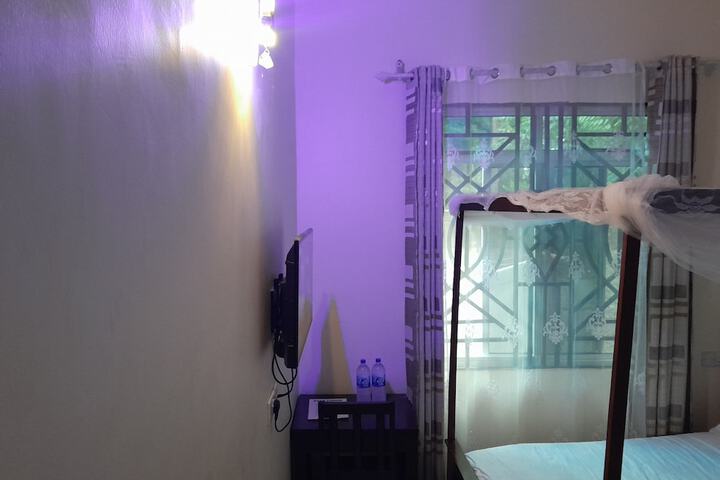 Room 15 of 24