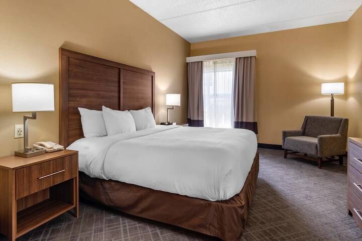 2 Queen Beds (18 of 29)