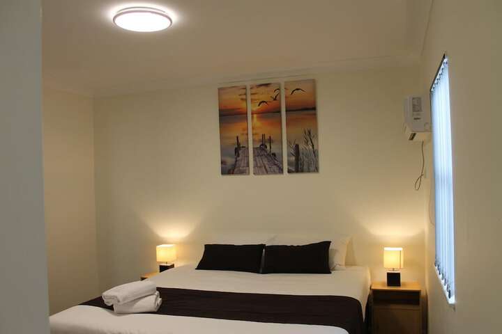 Room 15 of 73
