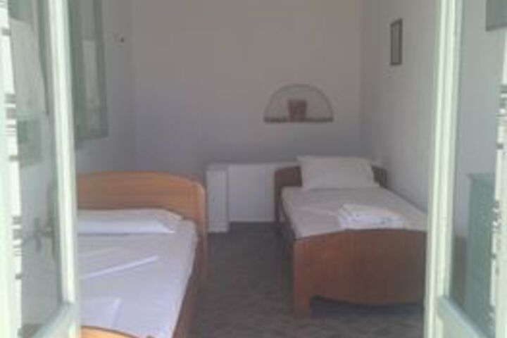 Room 20 of 49