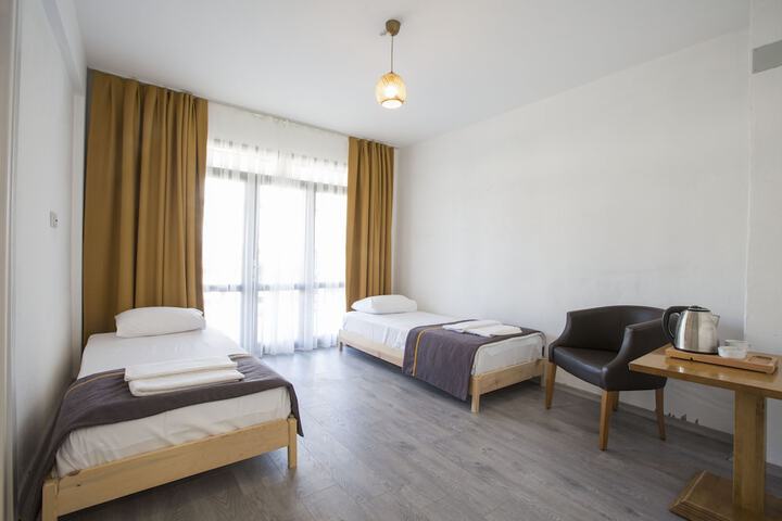 Room 9 of 70