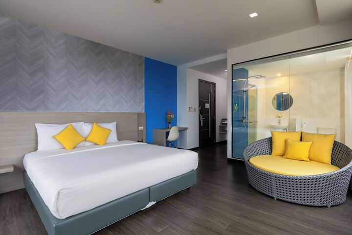 Room 42 of 86