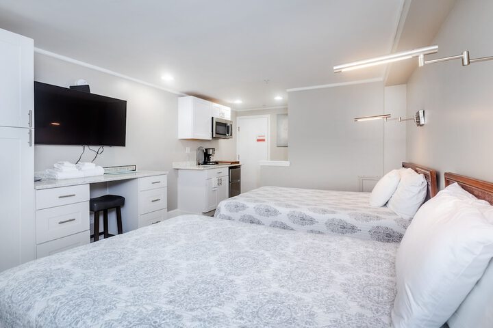 Room 36 of 108
