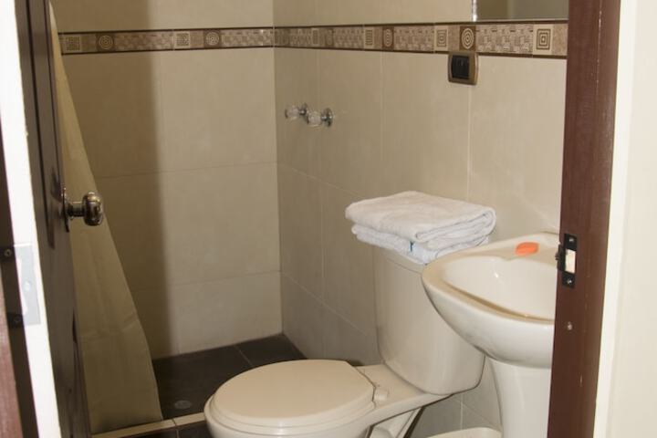 Room 4 of 14