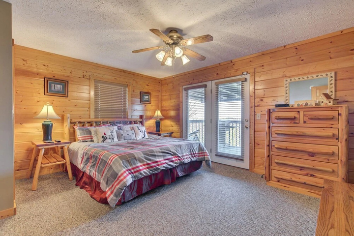 Room 4 of 20