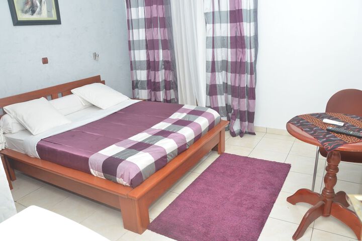 Room 17 of 52