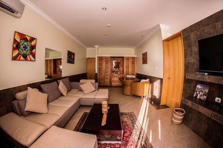 Room 8 of 49