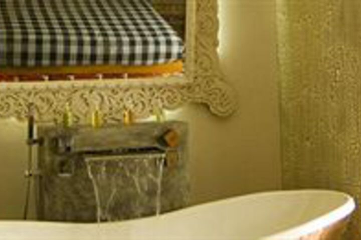 Room 3 of 75