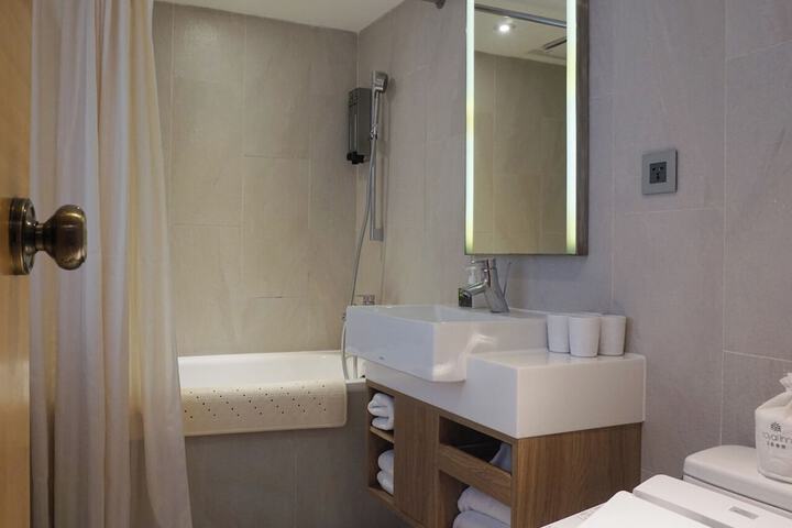 Room 55 of 89