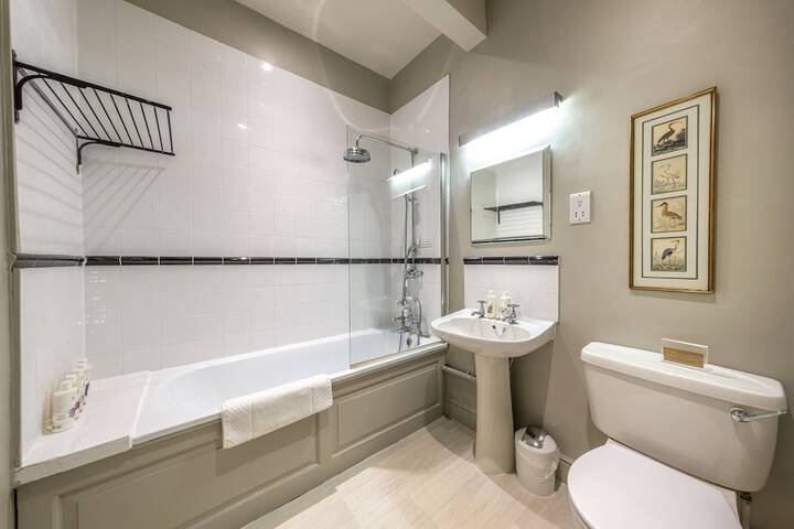 Bathroom Interior Photo