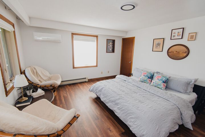 Room 5 of 30