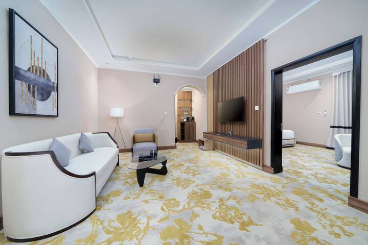 Room 7 of 22