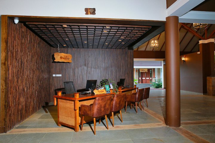 Hotel 2 of 98