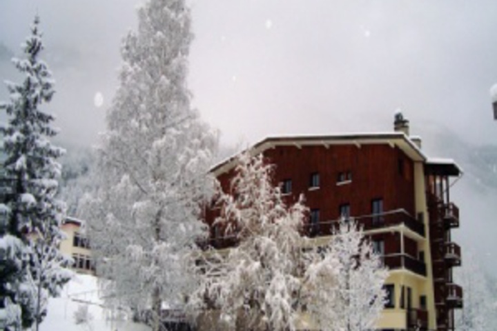 Hotel 45 of 216