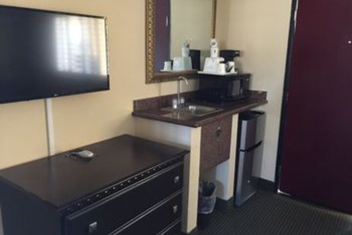Room 45 of 87
