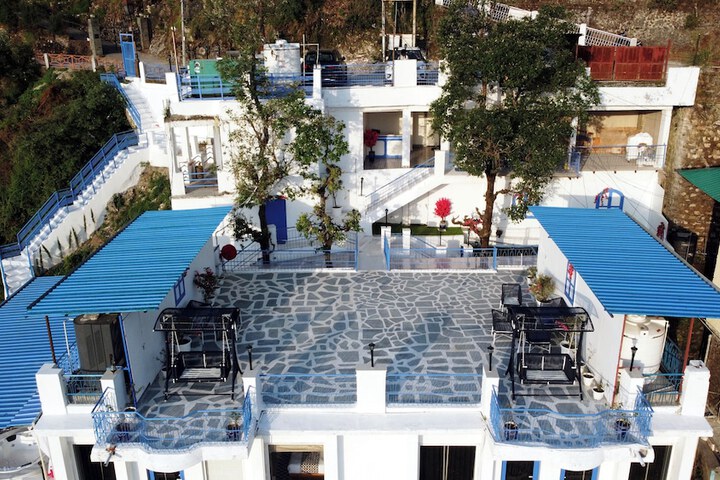 Terrace/Patio 32 of 66