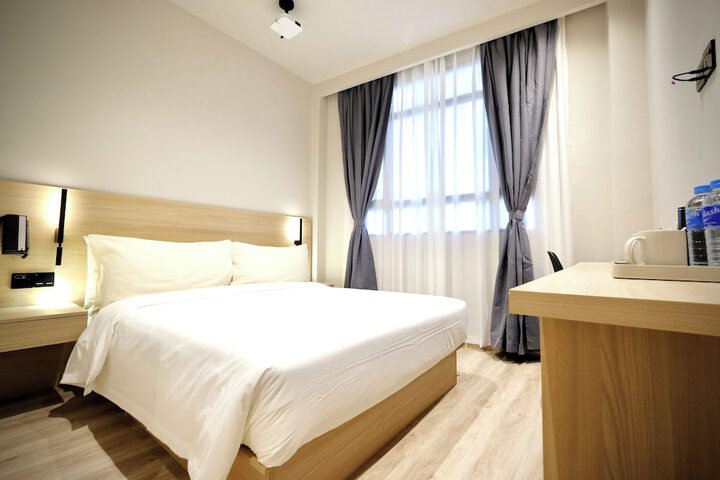 Room 45 of 112