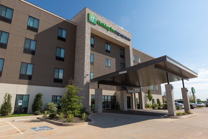 Hotel 17 of 17