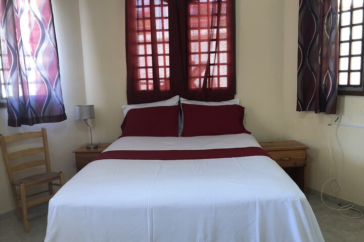 Room 12 of 78