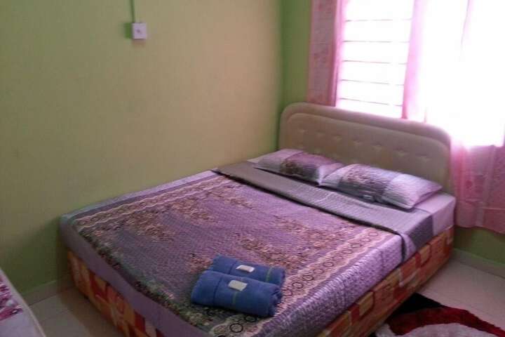 Room 11 of 26