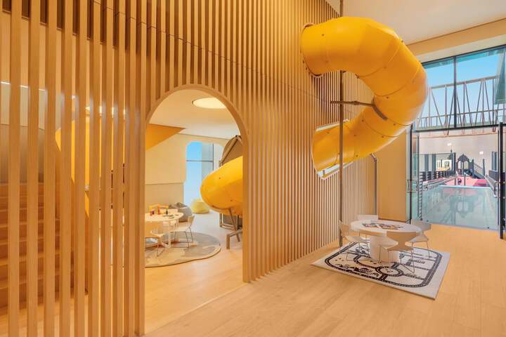 Hotel Interior 77 of 145