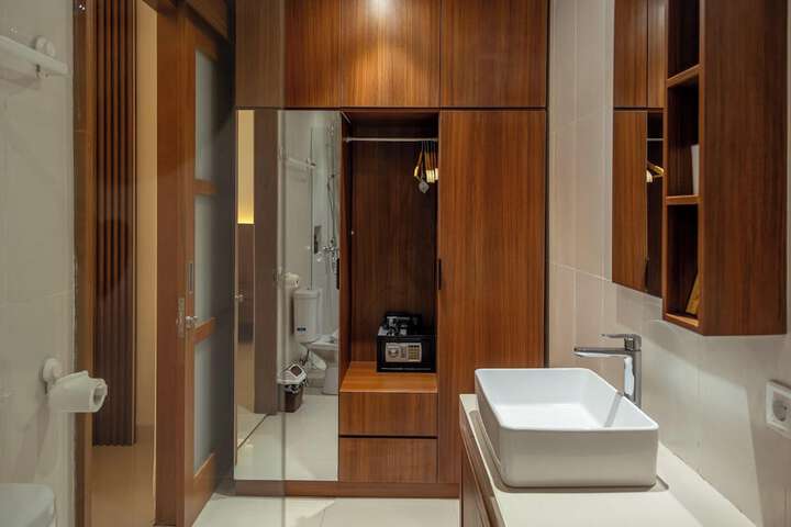 Room 55 of 105