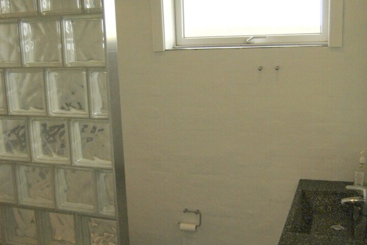 Room 30 of 47