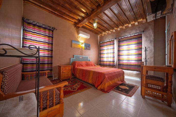 Room 4 of 31