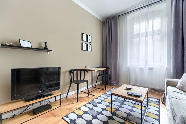 Room 15 of 24