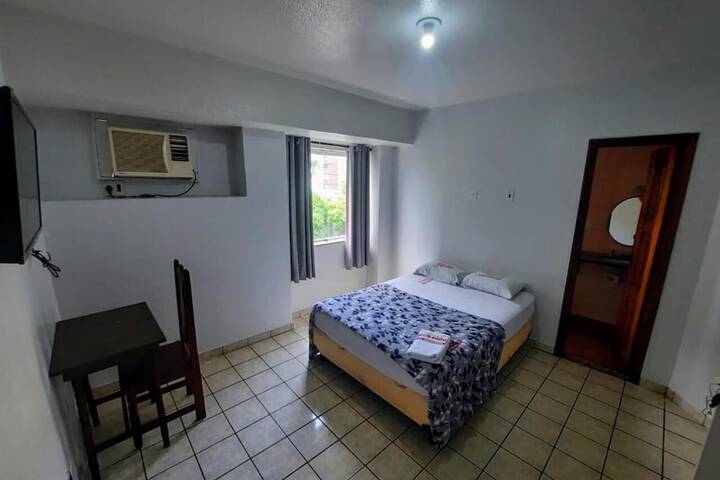 Room 33 of 70
