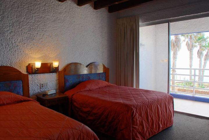 Double Ocean View King Bed (2 of 8)