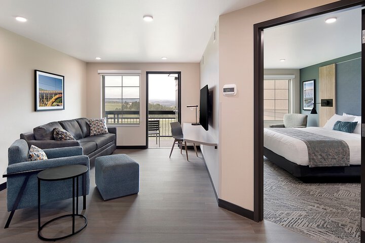 Room 10 of 35
